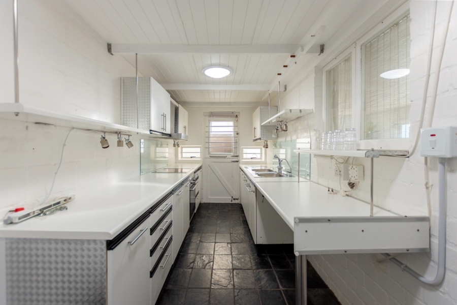 3 Bedroom Property for Sale in Britannia Bay Western Cape